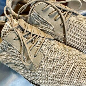 NEW! Men's Beige Aldo Treidda Lace Up Closure Round Toe Size 9